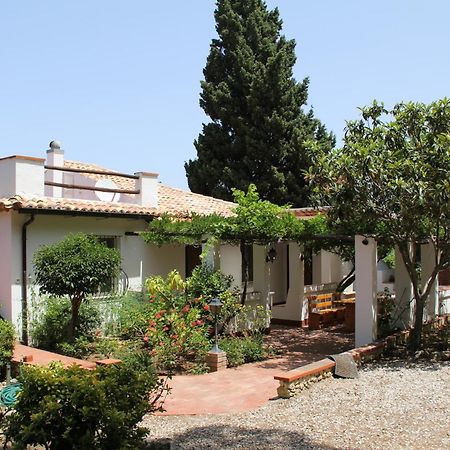 Tenuta Conte Ruggero Santa Domenica Talao Exterior foto