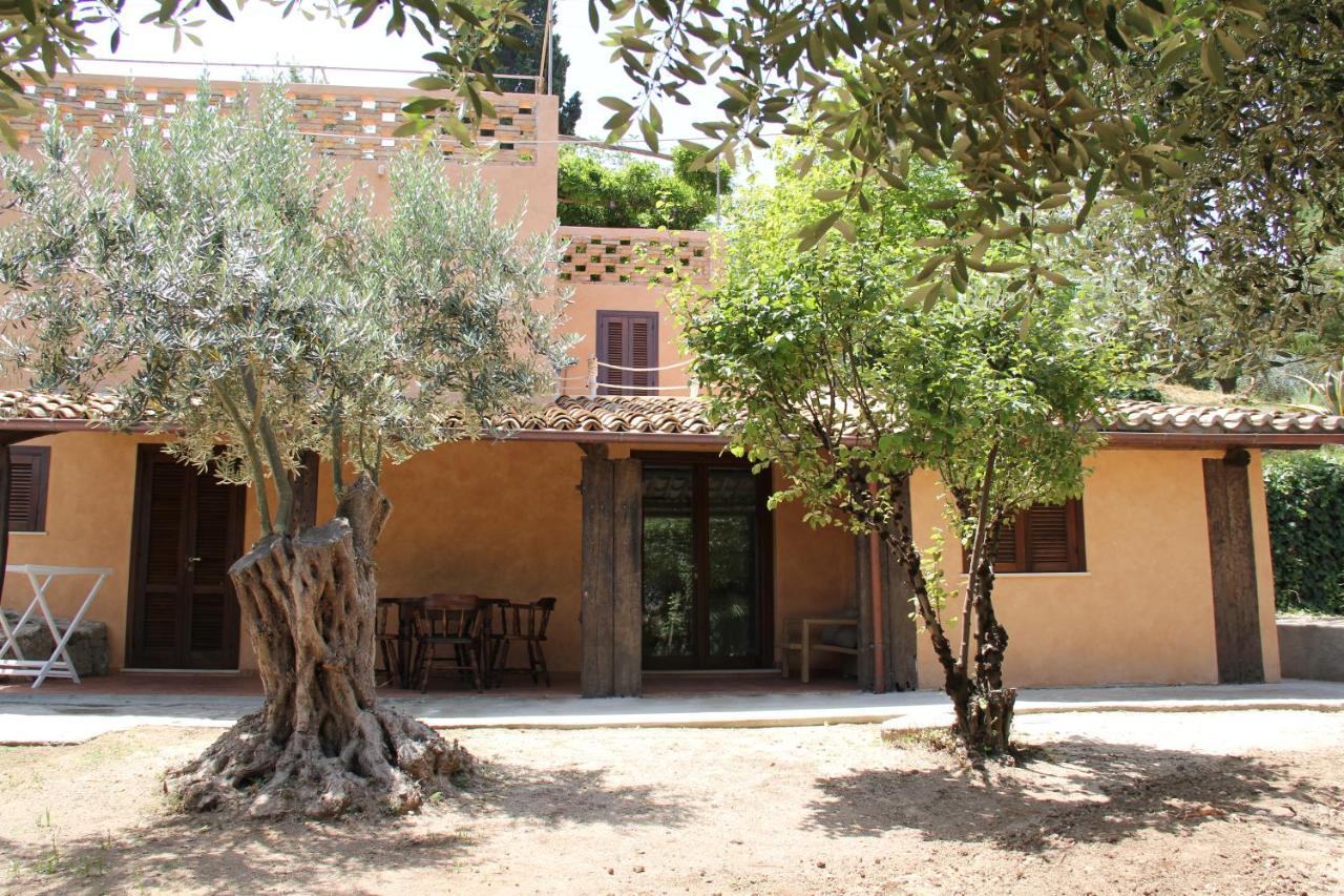 Tenuta Conte Ruggero Santa Domenica Talao Exterior foto