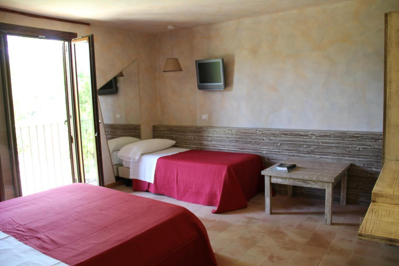 Tenuta Conte Ruggero Santa Domenica Talao Exterior foto