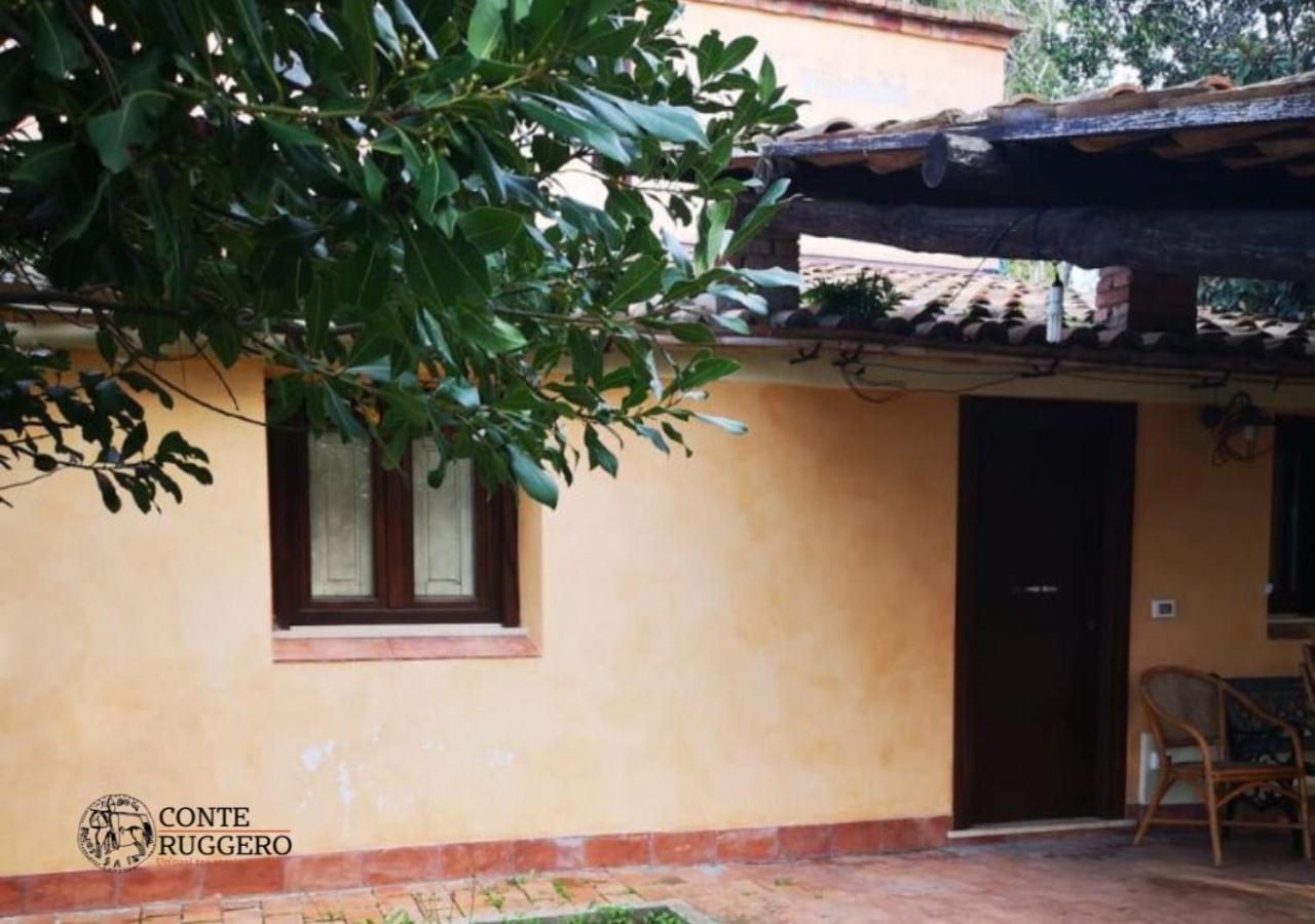 Tenuta Conte Ruggero Santa Domenica Talao Exterior foto