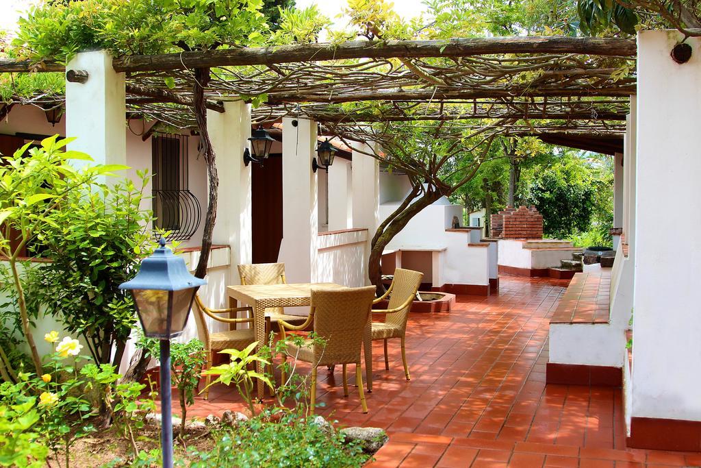 Tenuta Conte Ruggero Santa Domenica Talao Exterior foto
