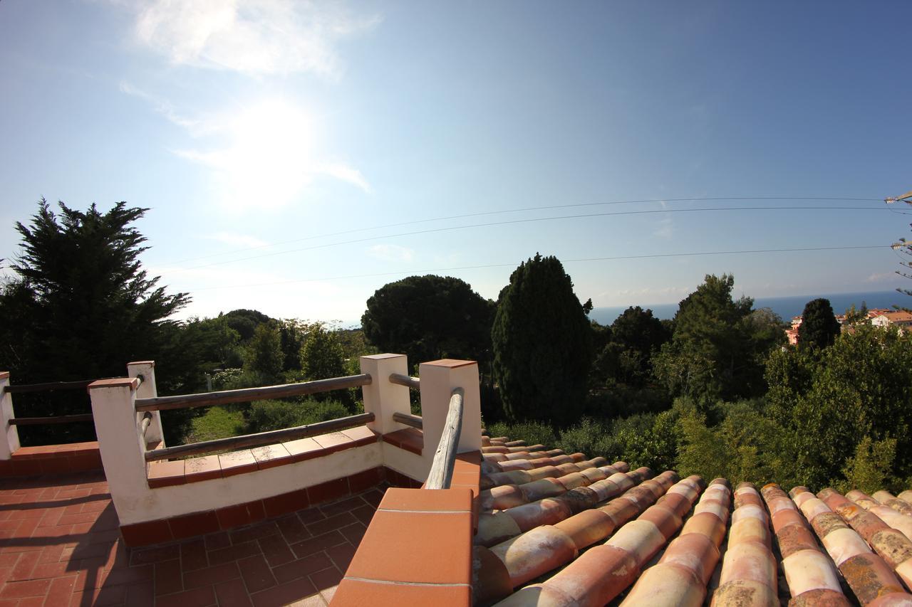 Tenuta Conte Ruggero Santa Domenica Talao Exterior foto